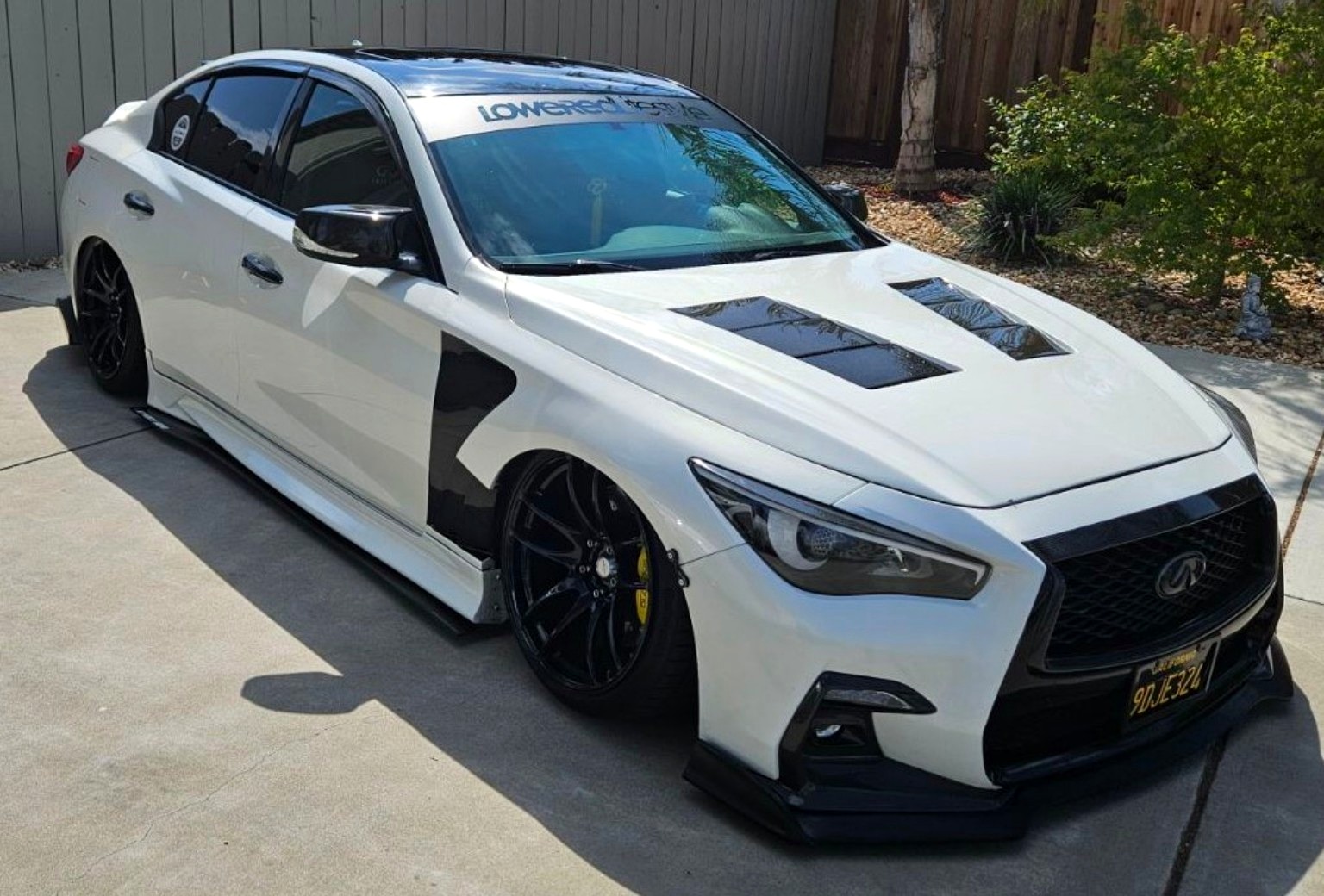 White Infiniti custom build